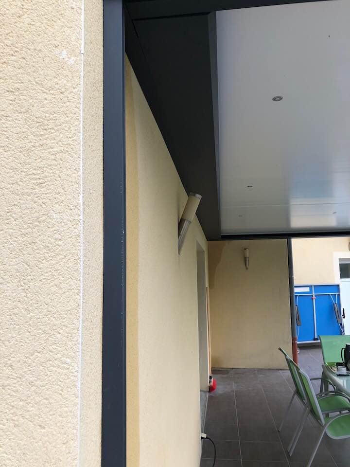 Pergola bioclimatique réalisation Trihome