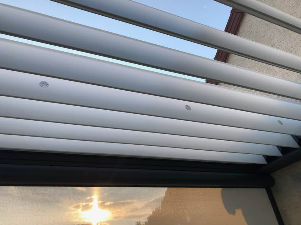 Pergola bioclimatique réalisation Trihome