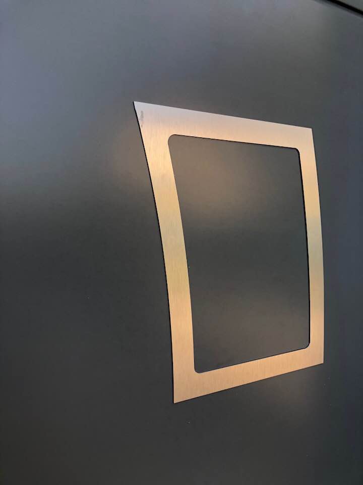 Porte de garage réalisation Trihome