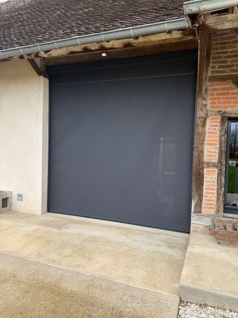 Store Zip La Maison du Volet partenaire Trihome Menuiseries