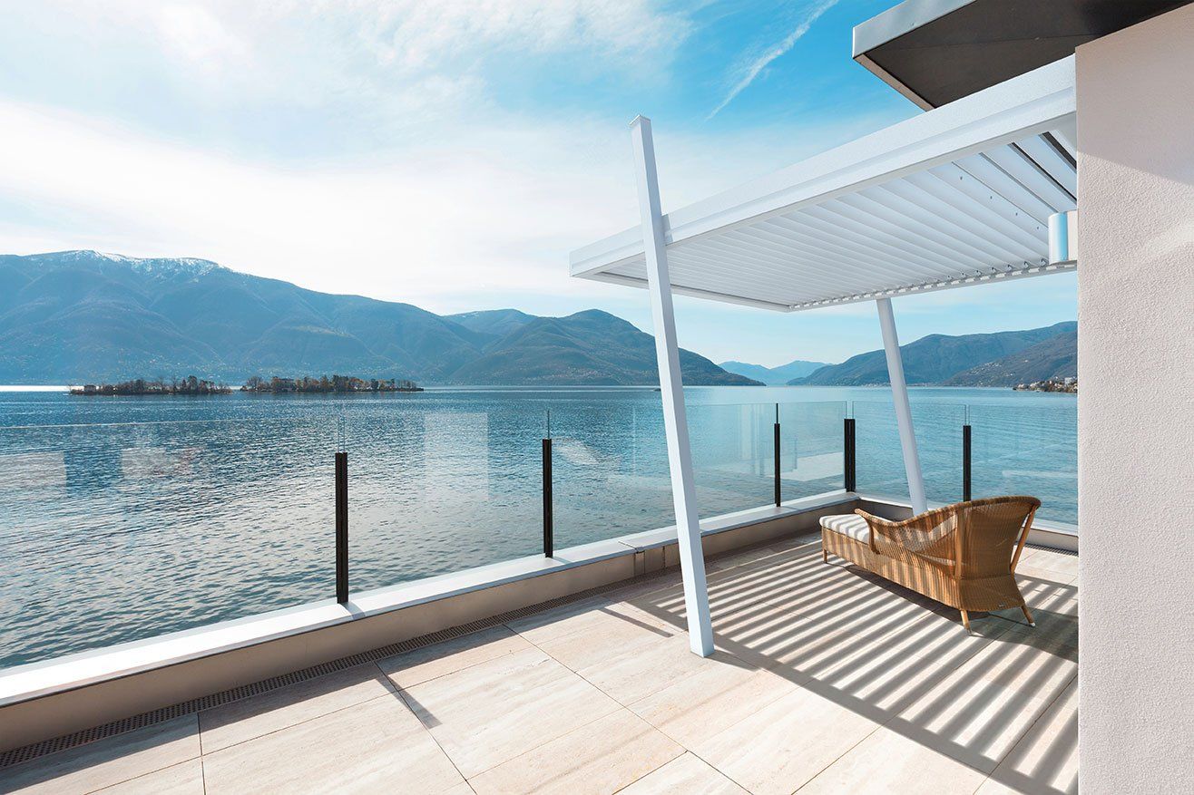 Pergolas bioclimatique distribuée par Trihome