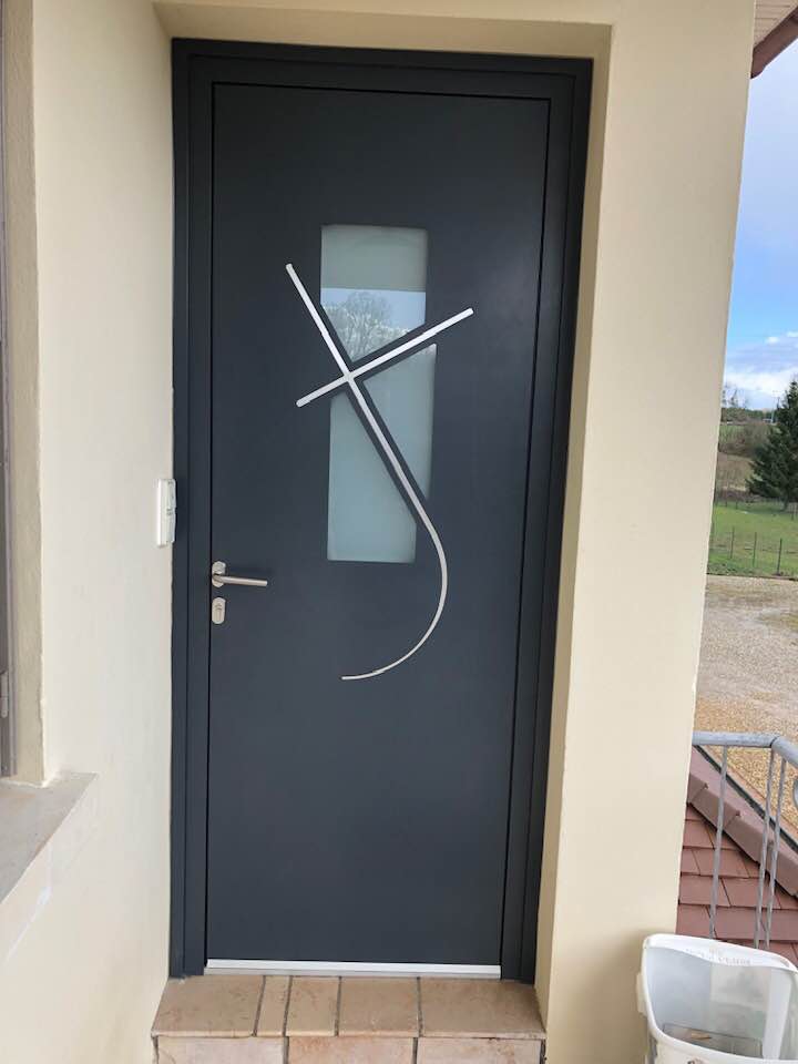 Porte d'entrée réalisation Trihôme