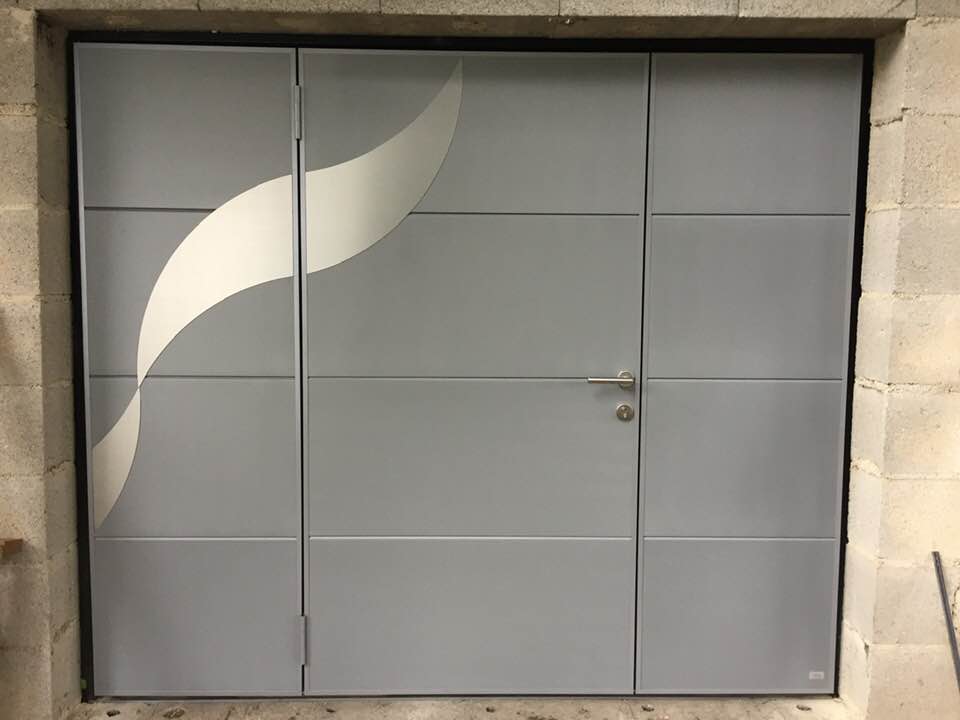 Porte de garage réalisation Trihome