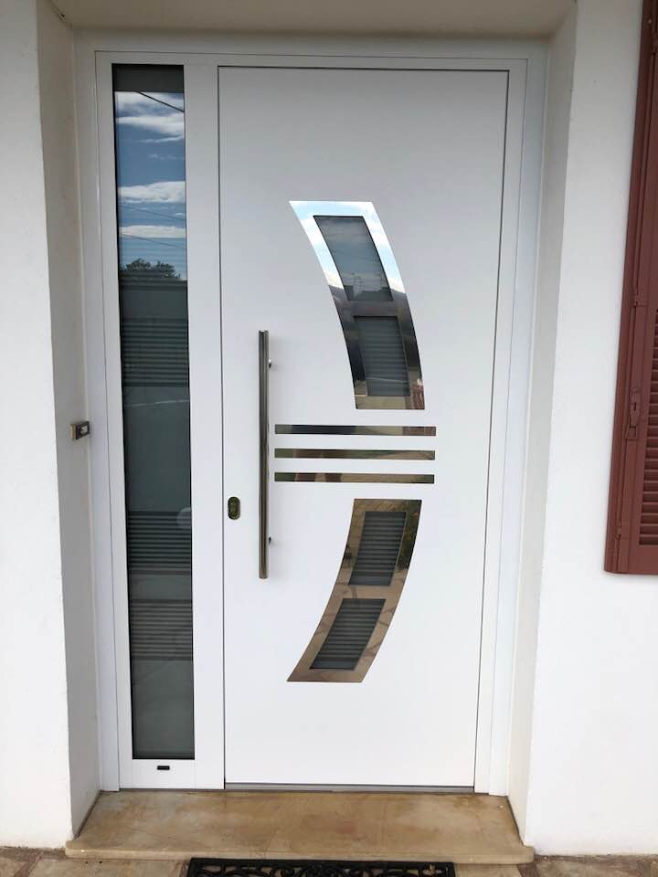 Porte d'entrée réalisation Trihome