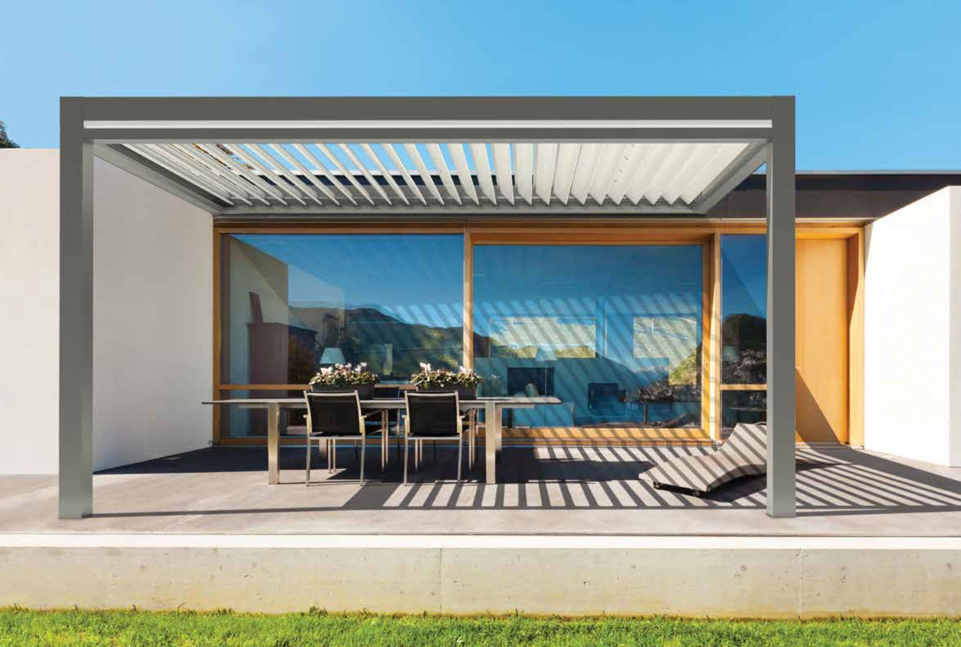 Pergolas bioclimatique distribuée par Trihome