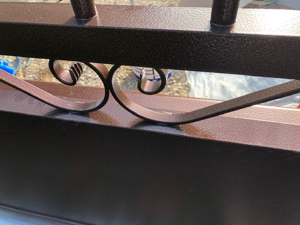 Porte de garage réalisation Trihome