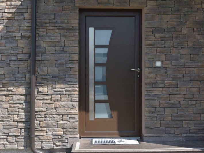 Réalisation porte d'entrée Trihome