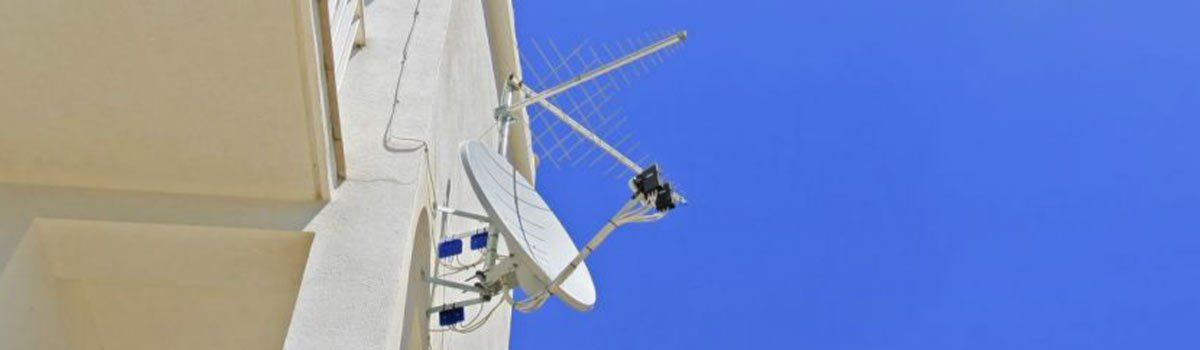 antennas antennas on building