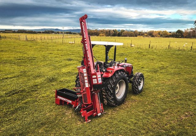 thumbnail image 2 of MIDWEST AIR TECH Red Fence Post Driver – Heavy-Duty, Made In USA (Model 2132) 2 of 5