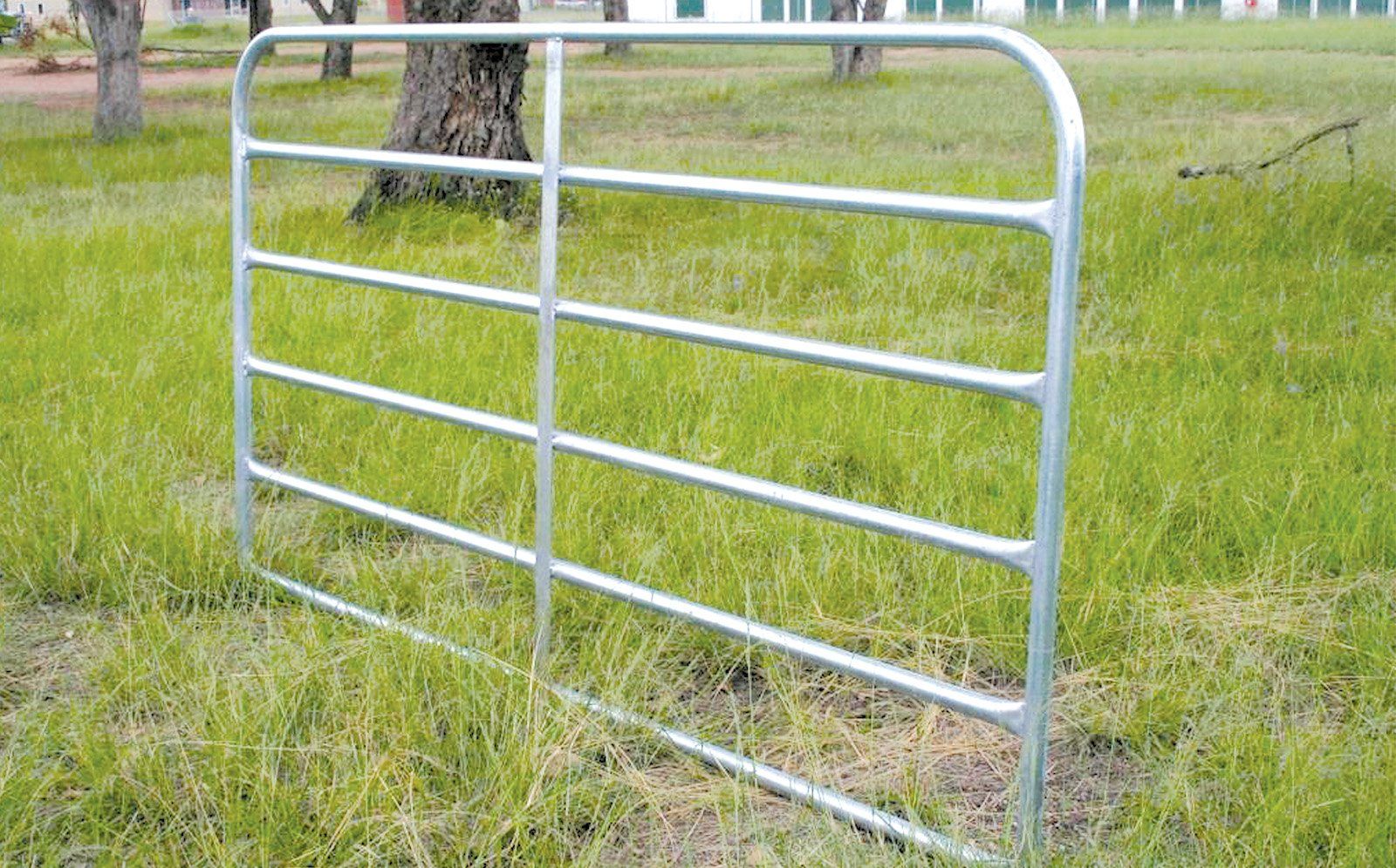 6 bar cattle gate