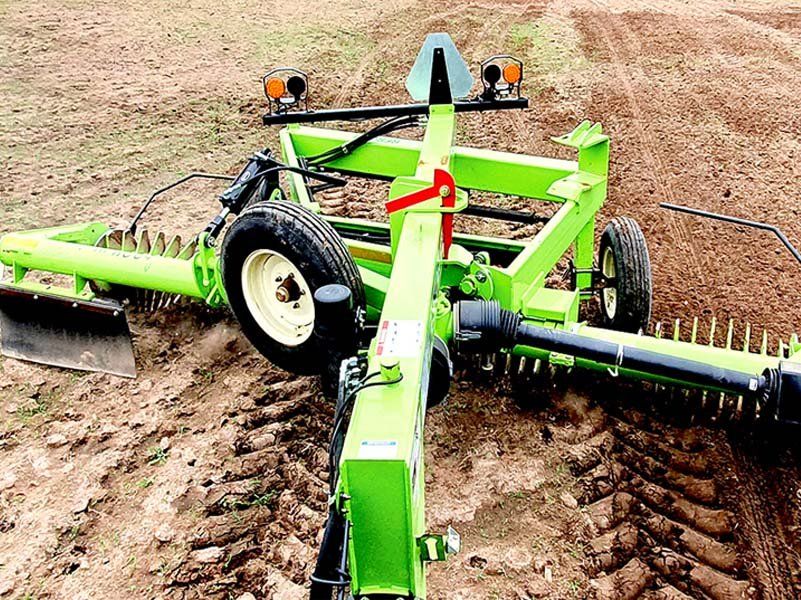 Schulte 1400 Rock Windrower – Wet Hire Only