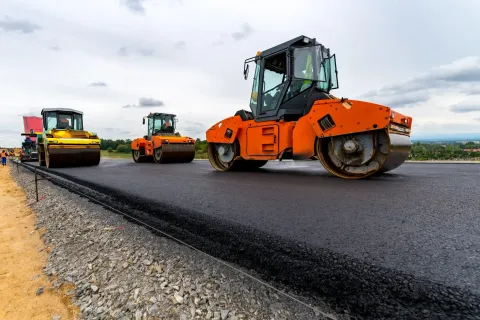 Contact C&M Paving Rockland County for paving services
