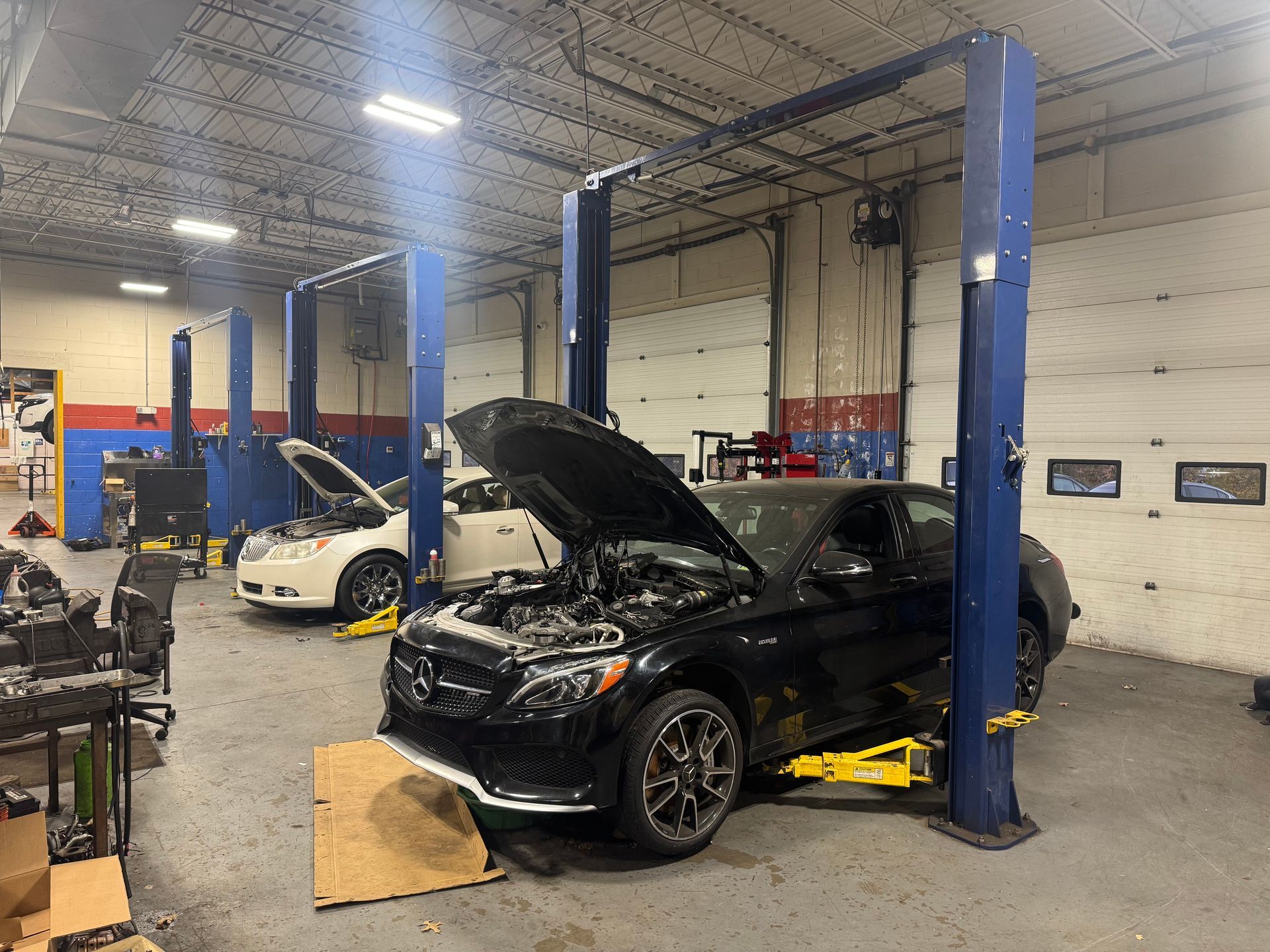 Car Exhaust Emitting Smoke During Emission Test | VIP Service Center