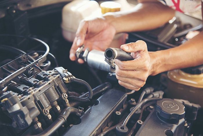 automotive repair to engine