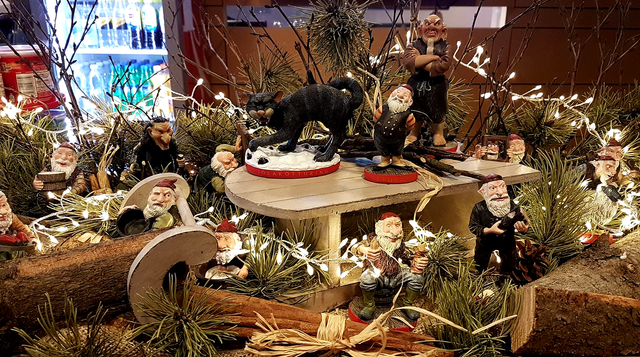 アイスランドのクリスマス 13人のサンタクロース紹介