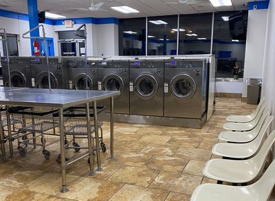 Midtown Wash Laundromat in Atlanta Georgia