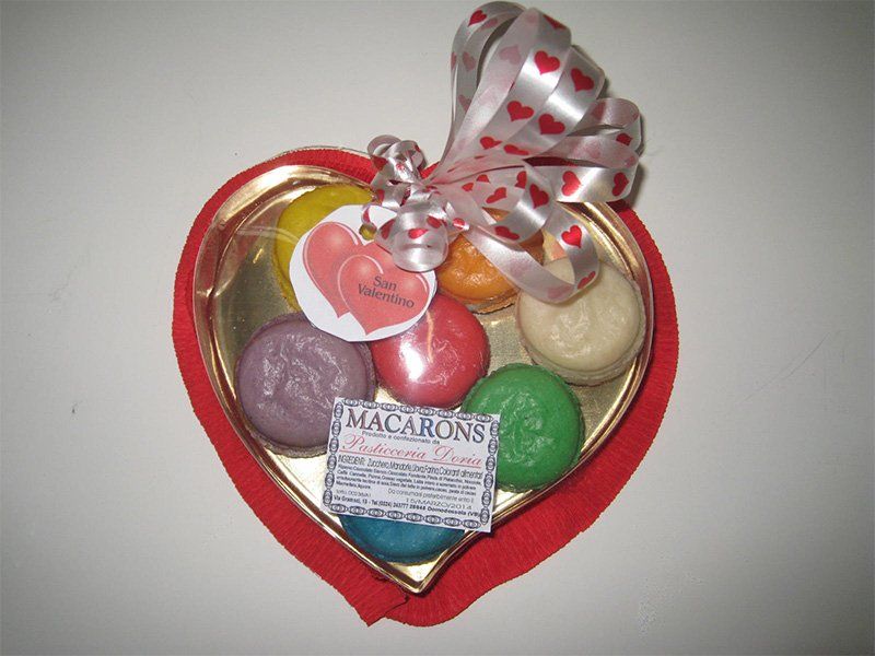macaron assortiti come idea regalo