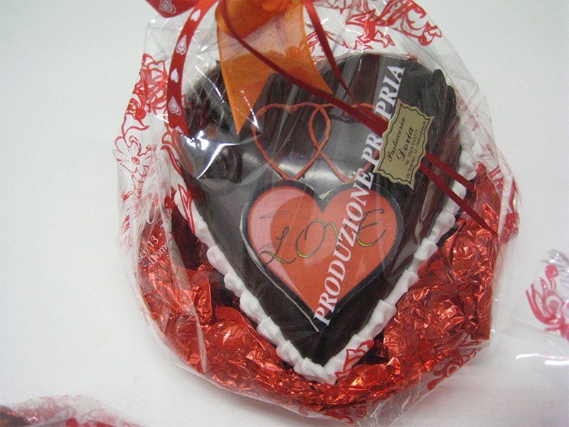 cioccolato confezionato per san valentino