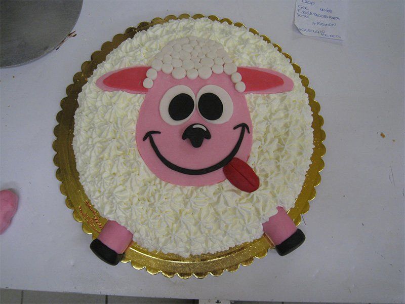 torta a forma di pecorella