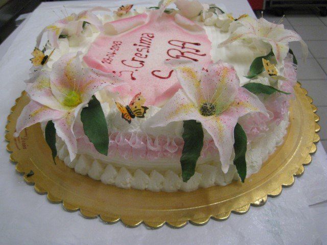 torta con fiori