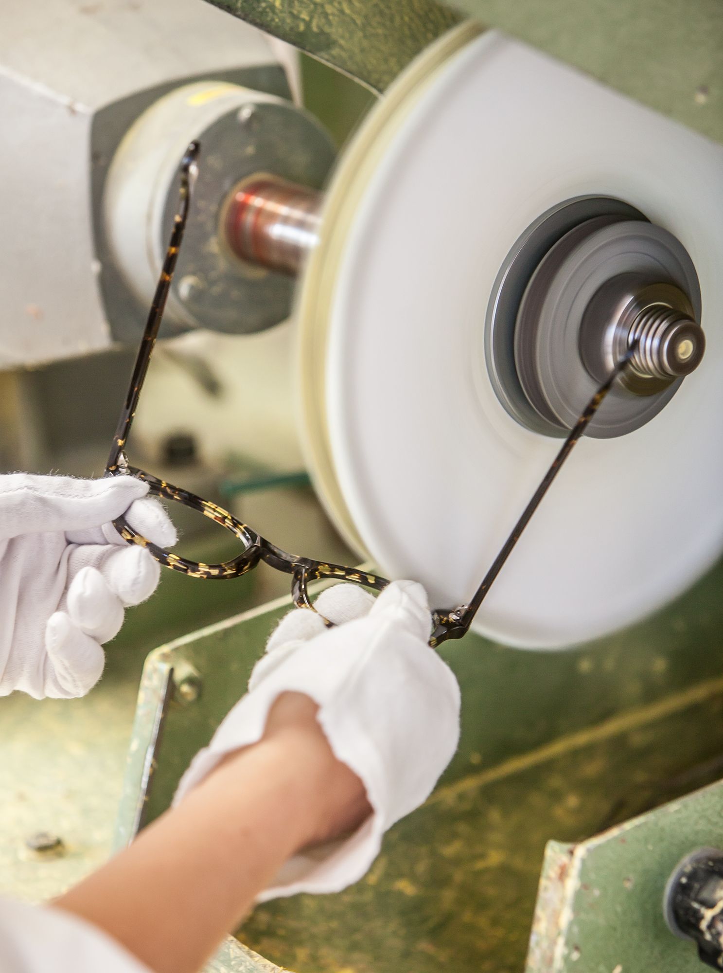 lucidatura occhiali in acetato - Veneto