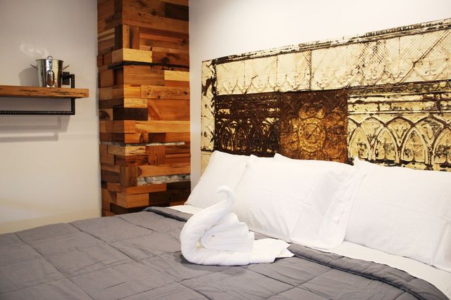 るーむ　room HULK Industrial Rooms | City Hall Grand Hotel | Williamsport, PA