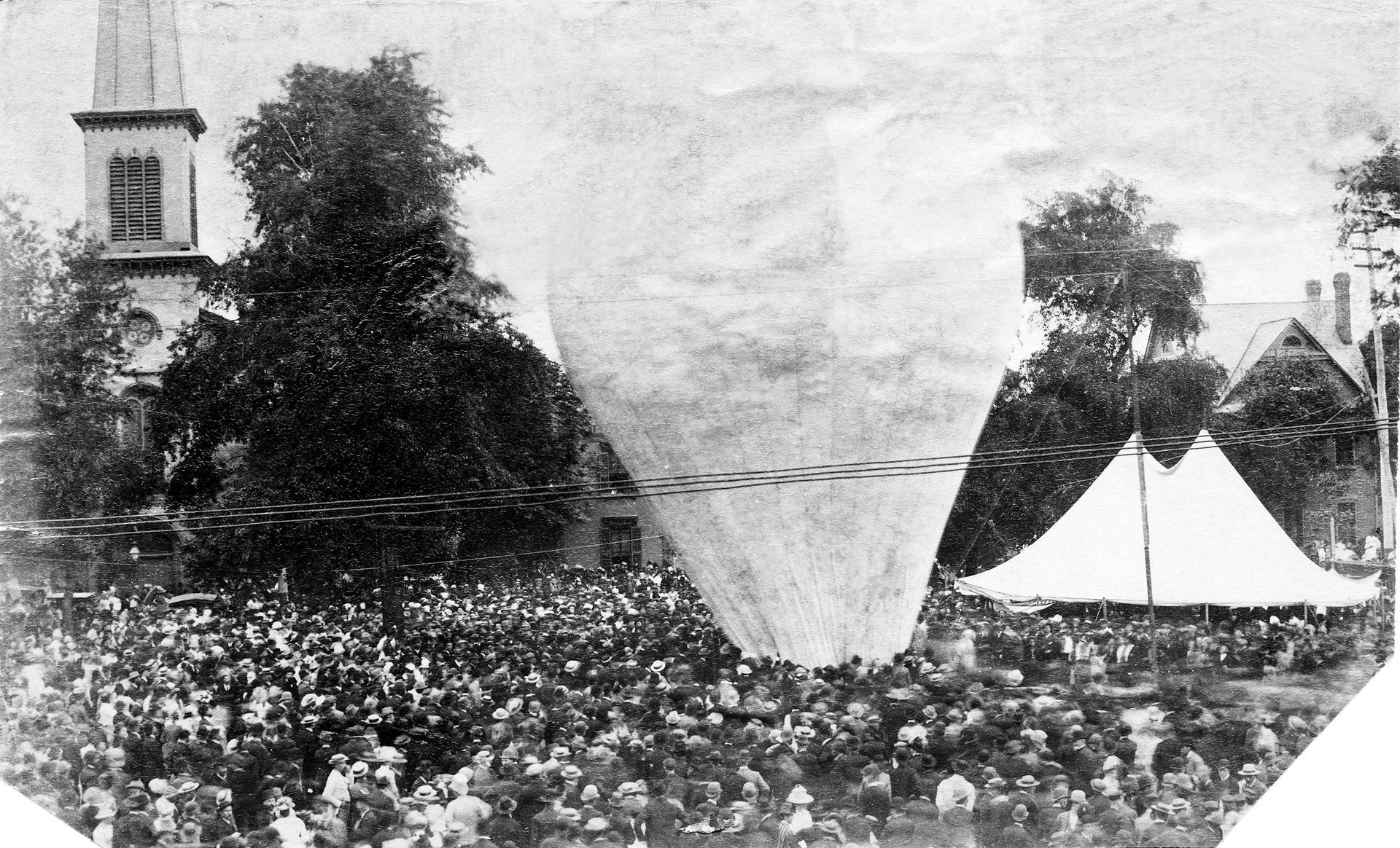 In 1888, Professor Ira Allen ascended from Ross Park in Williamsport, PA in a hot air balloon.