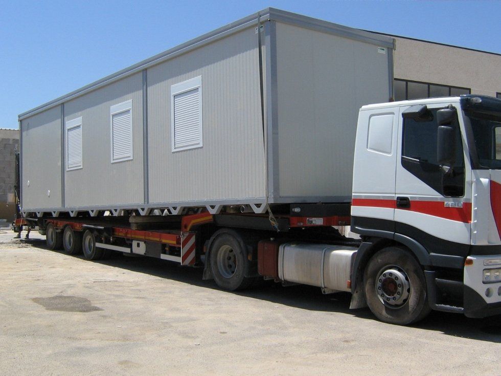 Trasporto su camion box prefabbricato