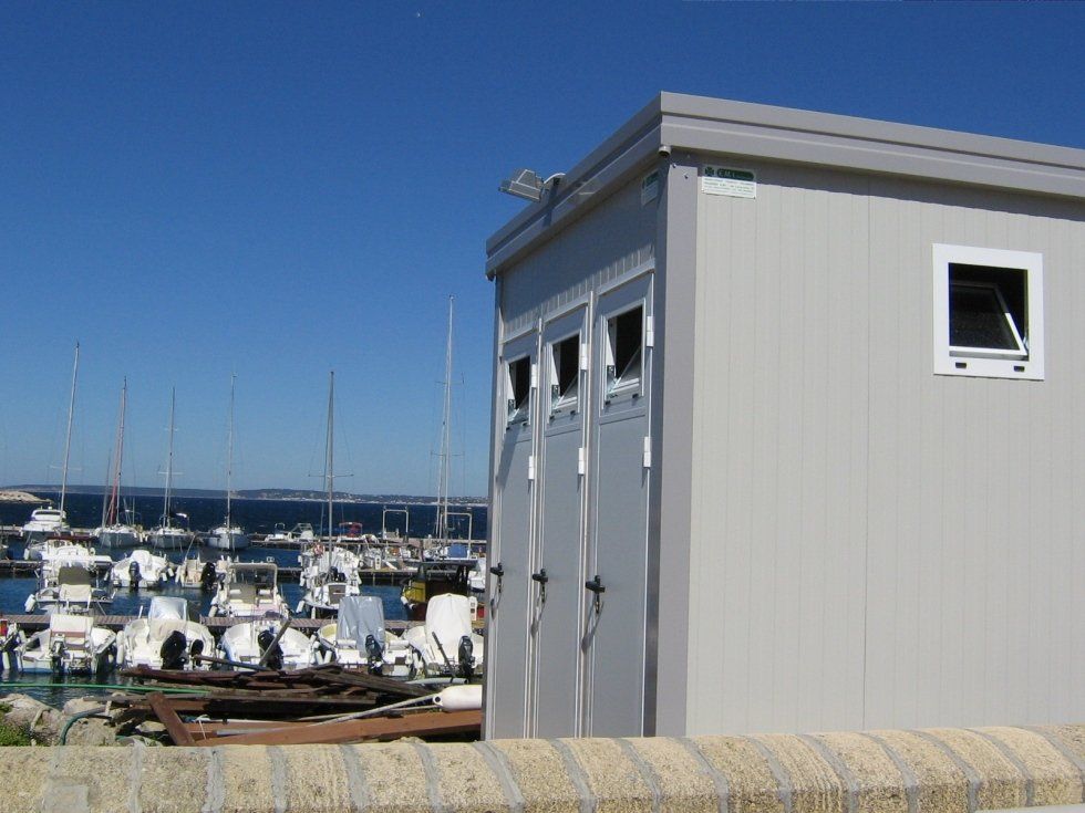 Servizi igienici prefabbricati