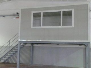 Particolare struttura sopraelevata prefabbricata