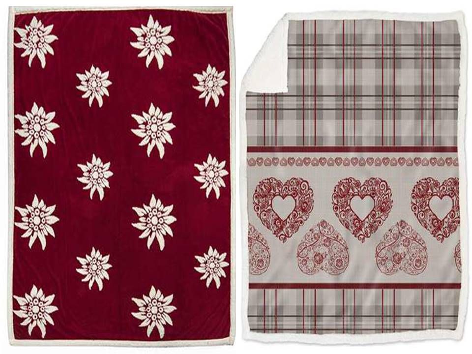 Due coperte con cuori e stelle sopra