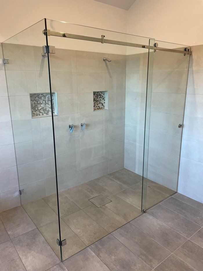 Seamless & Frameless Shower Screens Penrith, NSW