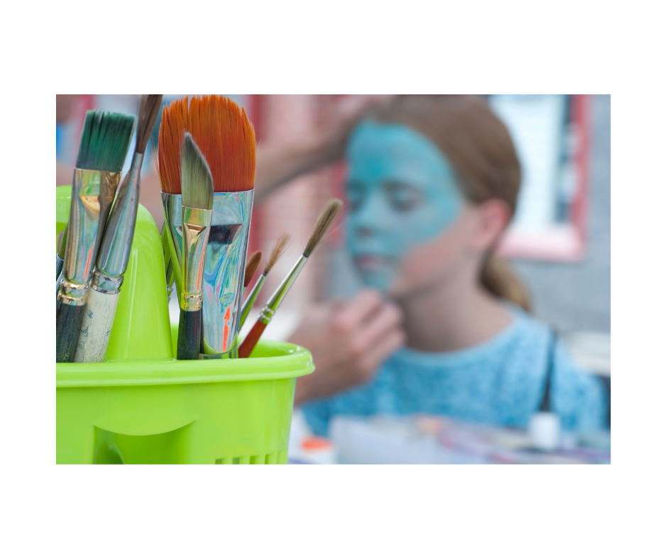 picture of brushes used in face painting