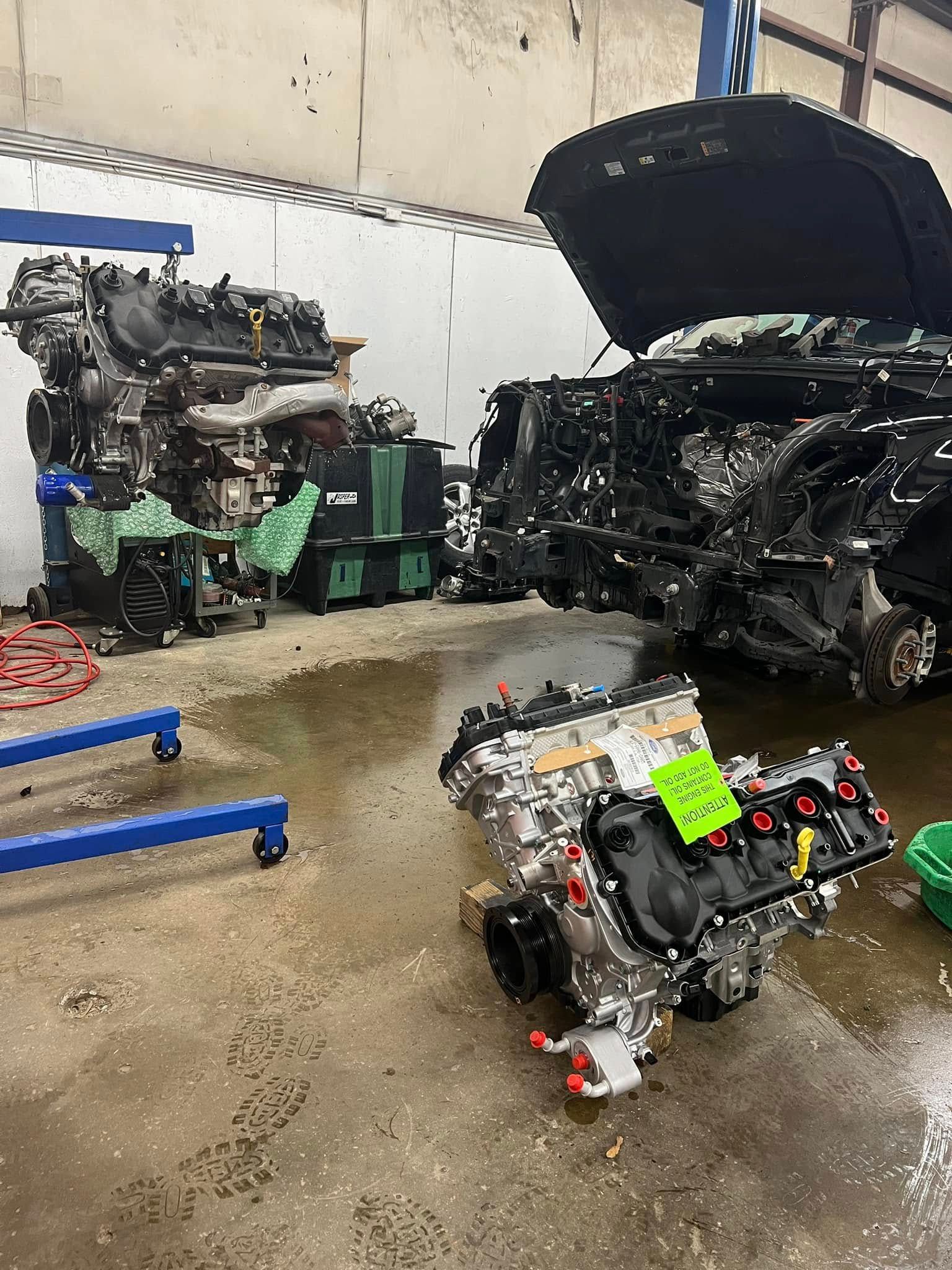 A Mechanic Is Changing a Tire | FS Automotive