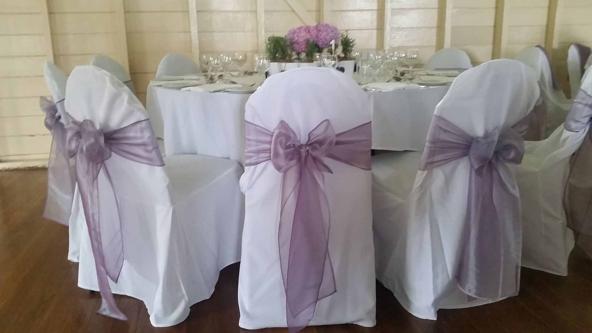 Bridal Holding White Flowers — Pialba, QLD — Wide Bay Crane Hire Bridal Holding White Flowers — Pialba, QLD — Wide Bay Crane Hire