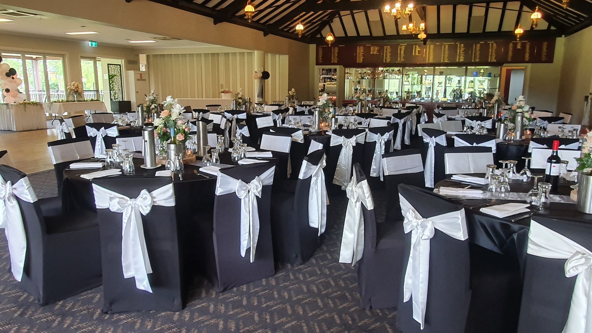 Bridal Holding White Flowers — Pialba, QLD — Wide Bay Crane Hire Bridal Holding White Flowers — Pialba, QLD — Wide Bay Crane Hire