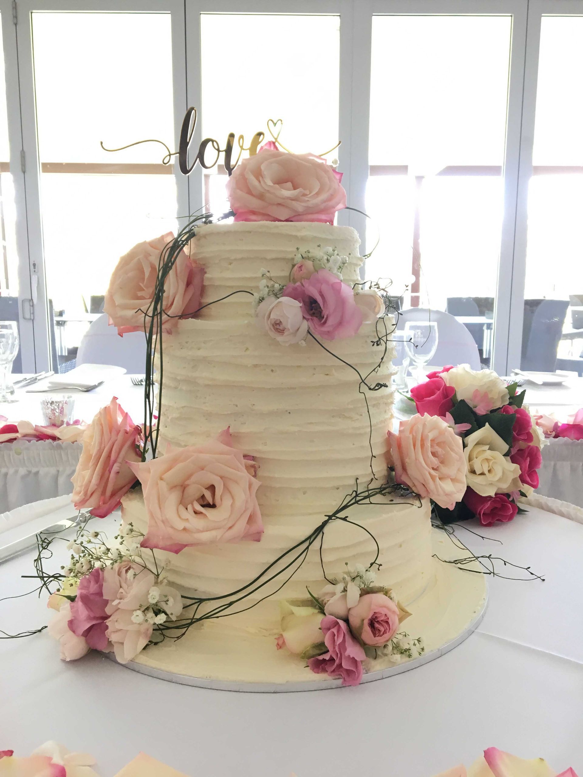Cake with Flowers — Sydney, NSW — Affordable Chair Covers & Candelabras