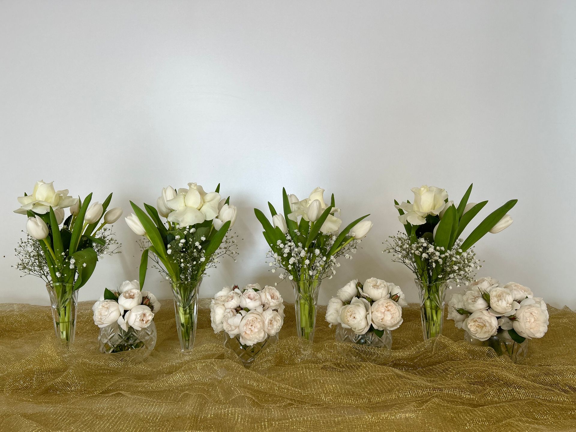 Bridal Holding White Flowers — Pialba, QLD — Wide Bay Crane Hire Bridal Holding White Flowers — Pialba, QLD — Wide Bay Crane Hire