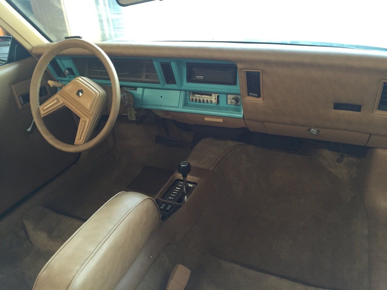 Beige Dashboard