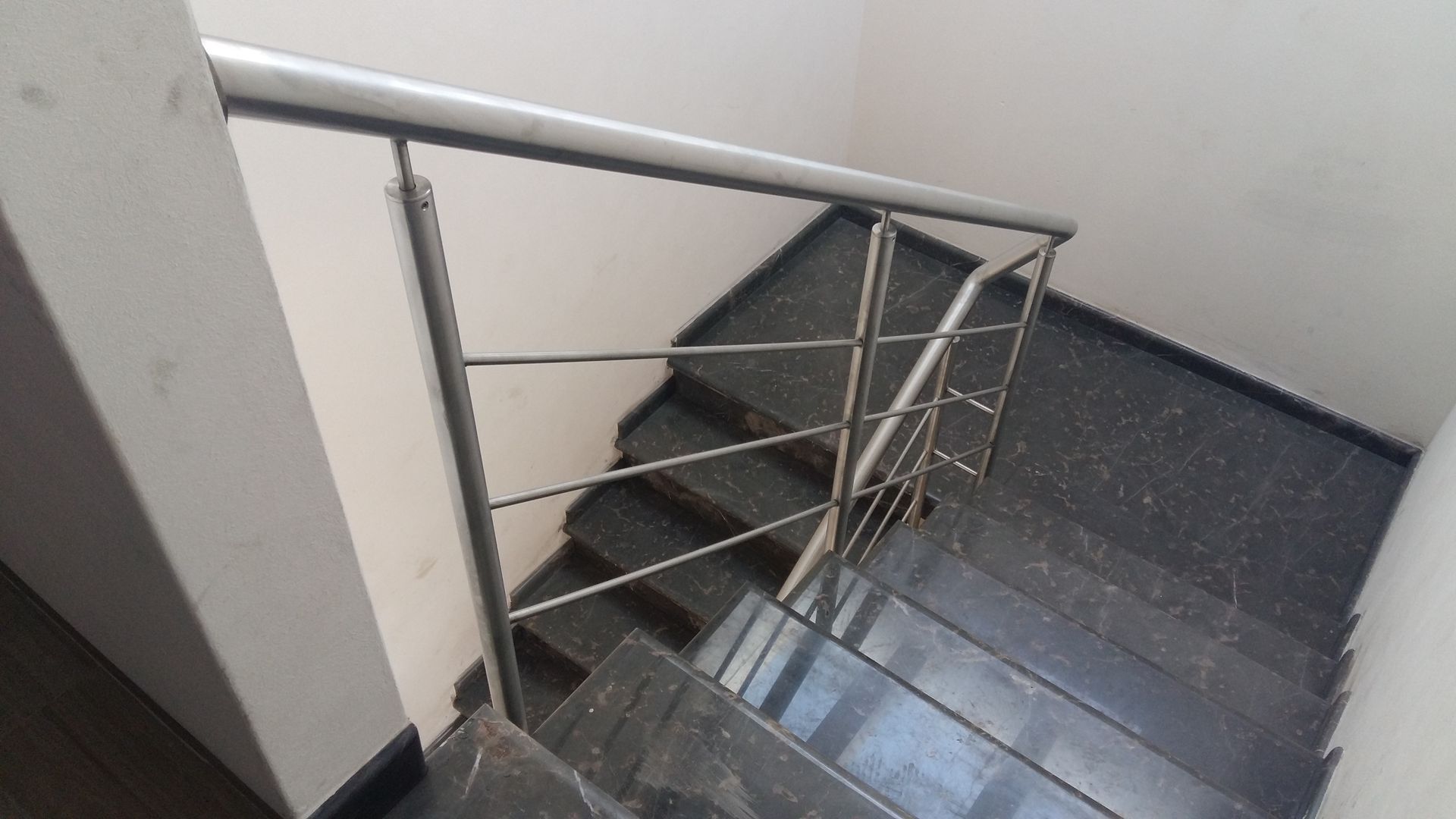 GRUPO GLAGRUPO GLASSNUMSSNUM