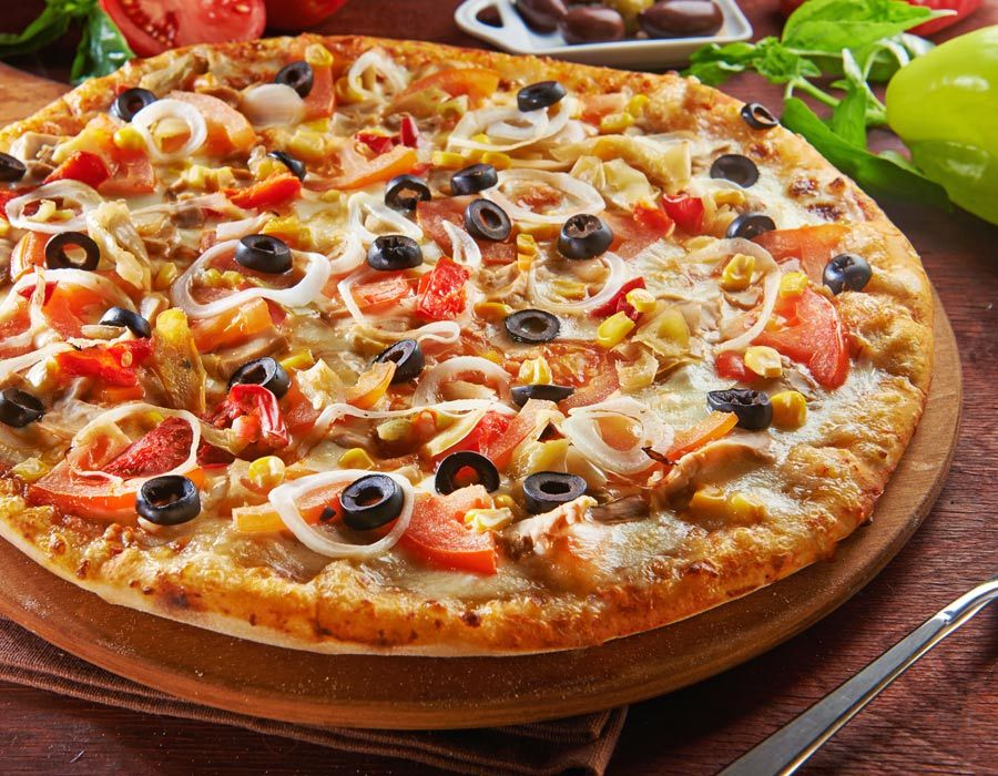 Pizza With Olives and Onion — Bradenton, FL — San Remo Pizza & Pasta