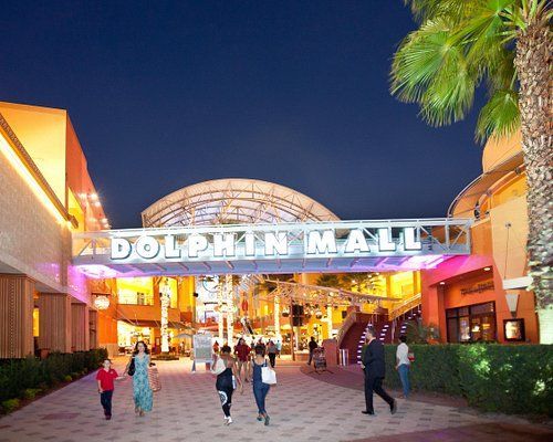 Dolphin Mall
