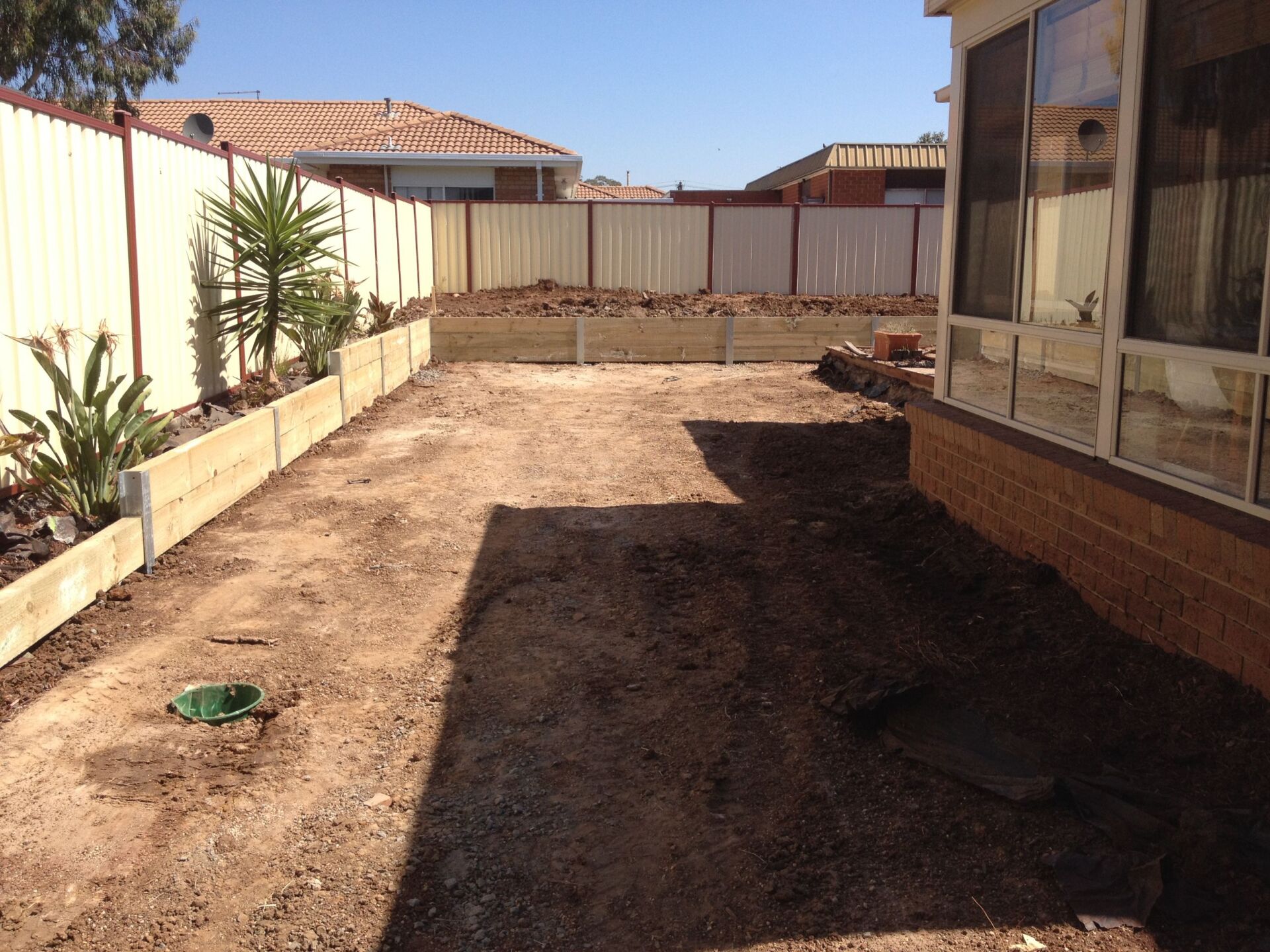 Site Cut & Retaining Wall