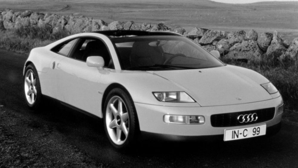 zwartwit-foto Audi Quattro Spyder rechtsvoor