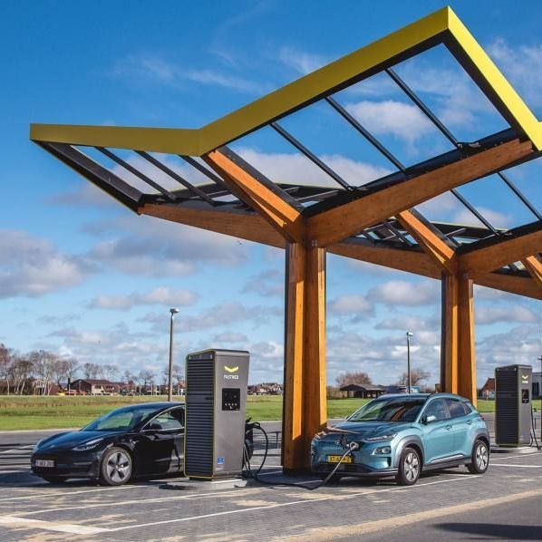 Laadpaalfiles te verwachten op laadlstations in Duitsland en Frankrijk