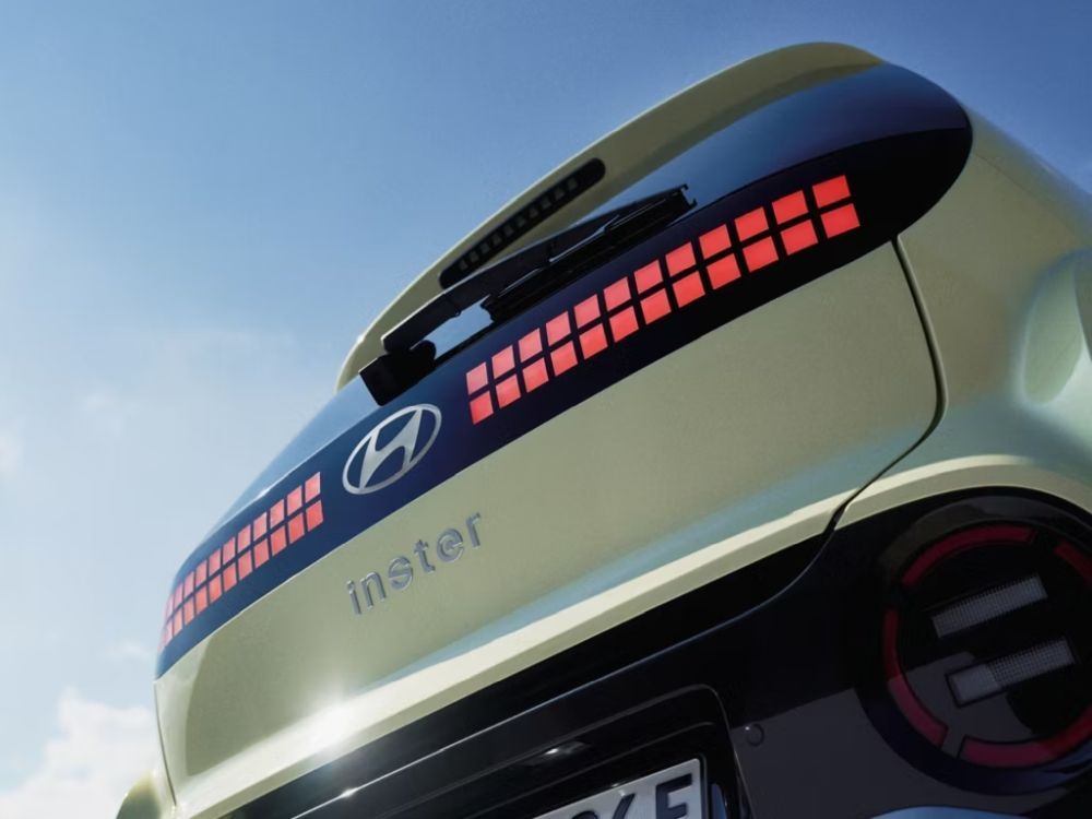 De typische pixelverlichting van de Hyundai Inster die we ook kennen van de Ioniq-modellen
