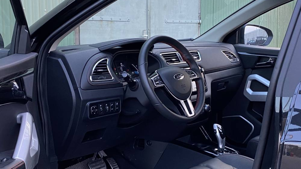 JAC iEV7s interieur voorin