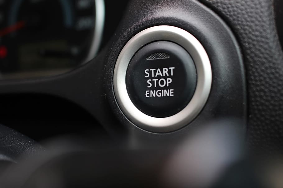 Startkabels aansluiten kan dat bij een elektrische auto?