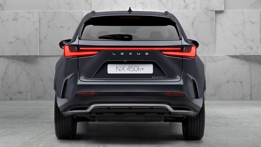 Lexus NX 450h Plug-In Hybride achterzijde
