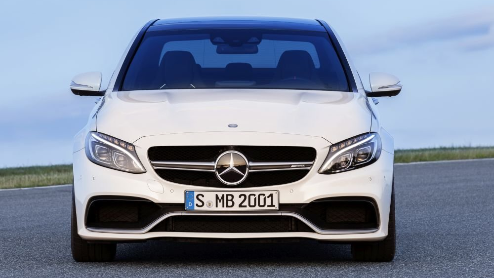 Mercedes Benz C63 AMG Sedan voorkant